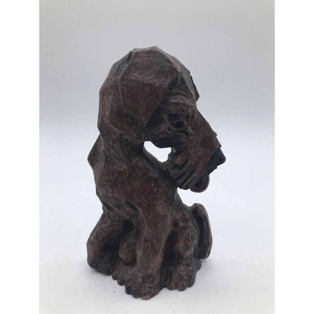 Dog‎ Figurine Vtg Carved to Look Wood Resin  Scottish Terrier dog STAND OR HANG